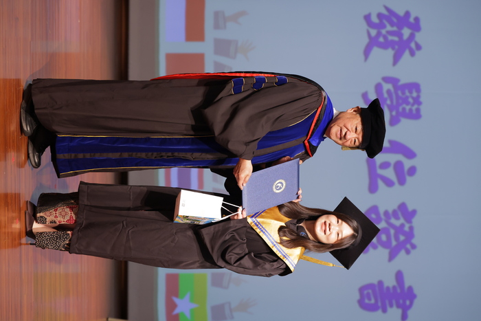 【 畢業快樂！🎓 眼淚與笑聲齊飛！】圖片