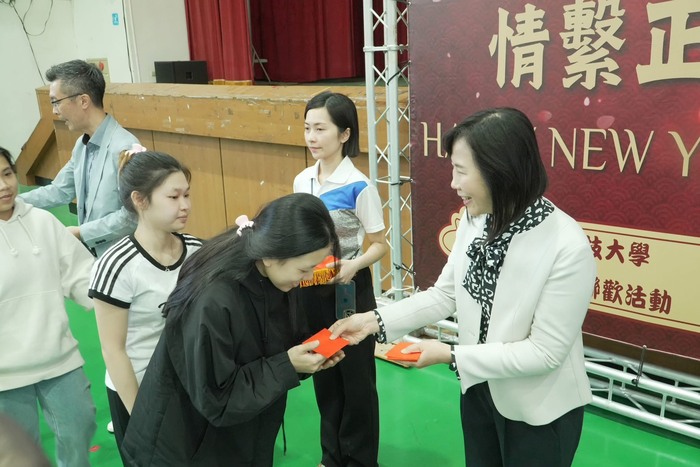 馬力全開情繫正修！正修科大僑生春節聯歡 拔河奪冠、抽大獎熱鬧非凡圖片